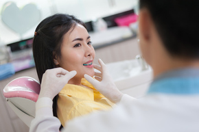 Metal Braces di Dentistique Clinic