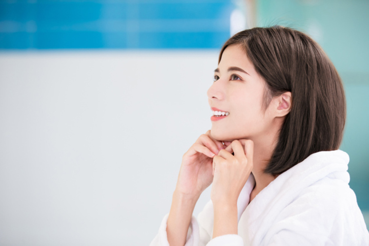 Messo Double Chin 1x di Klinik Derven Dermatology
